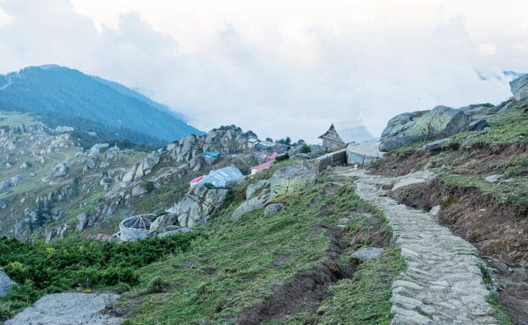 Trekking to Churdhar Peak: Witness Majestic Snow-Capped Ranges and the Lord Shiva Statue