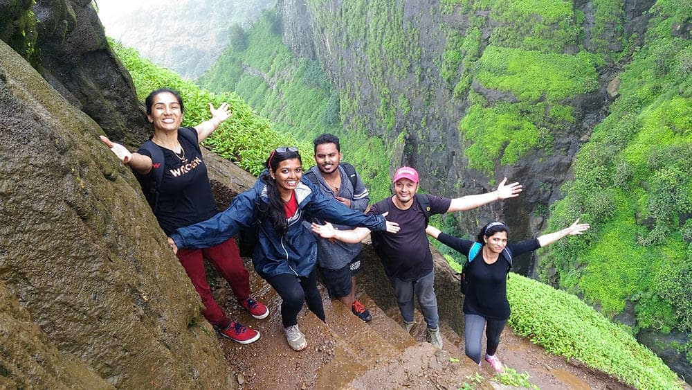 how to reach Kalavantin Durg Trek