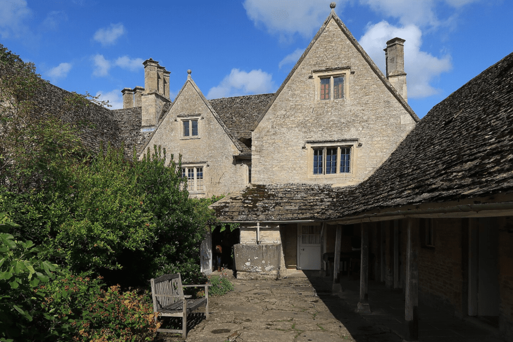 Visit Kelmscott Manor, among things to do in the Cotswolds
